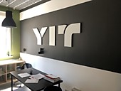 Оформление офиса продаж компании YIT