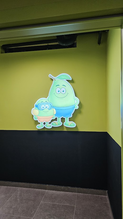 Световой короб -  маскот в раздевалке 